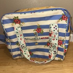 Matilda Jane cooler measures 14x14 excellent condition